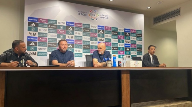  皮奧利：球隊(duì)并未因推遲開球而受影響，利雅得勝利配得上勝利