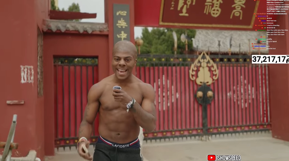  光頭造型！Speed中國(guó)行來(lái)到鄭州少林寺，上香拜佛學(xué)功夫